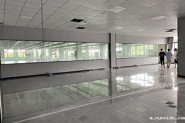 雷竞技竞彩平台仪器全新办公环境