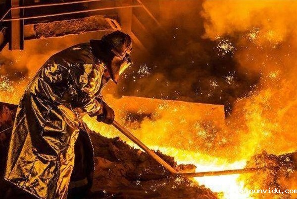 X荧光光谱仪在工业冶炼中的应用