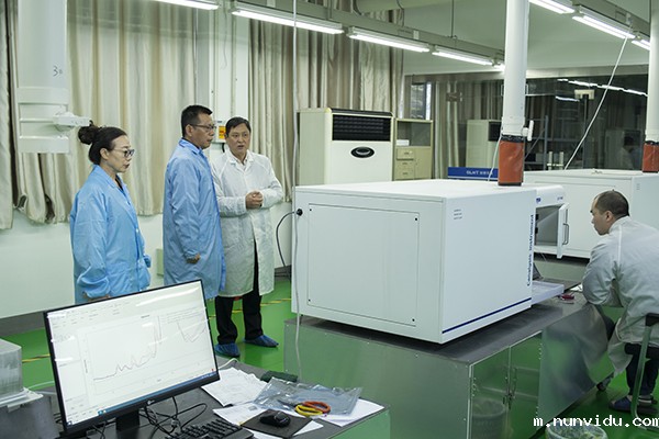 中铸协张志勇副会长一行参观雷竞技竞彩平台仪器