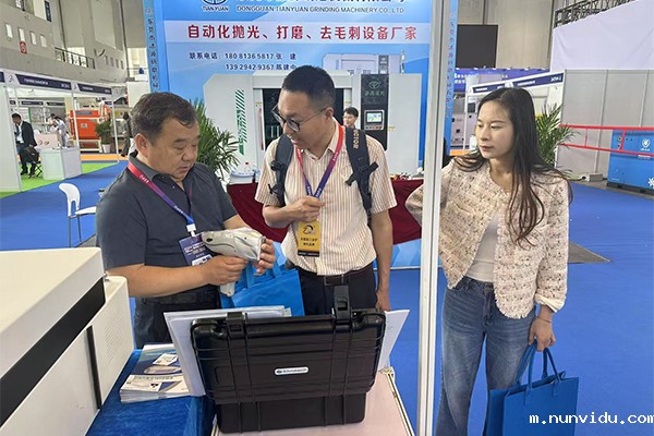 为嘉宾介绍我司优质产品